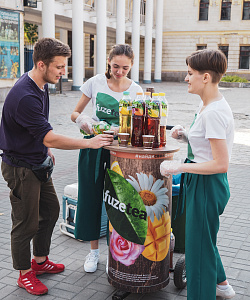 Дегустация холодного чая FUZE TEA 