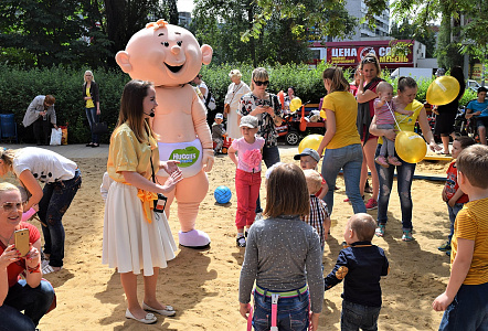 Huggies, праздник в магазине Карапузик 