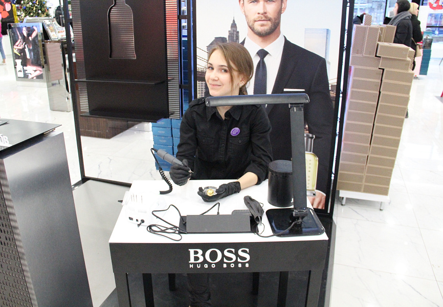HUGO BOSS #Время#Добрых#Подарков