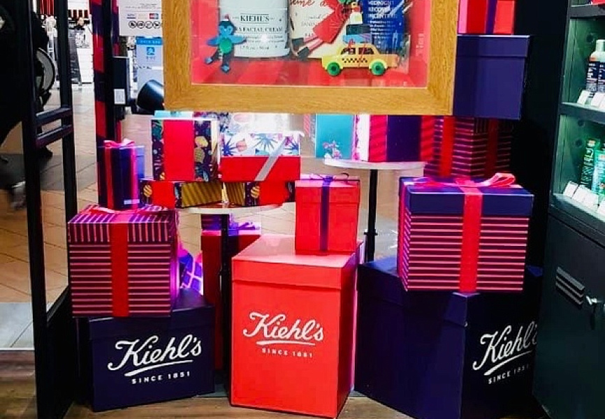 Kiehl`s Украшение витрин