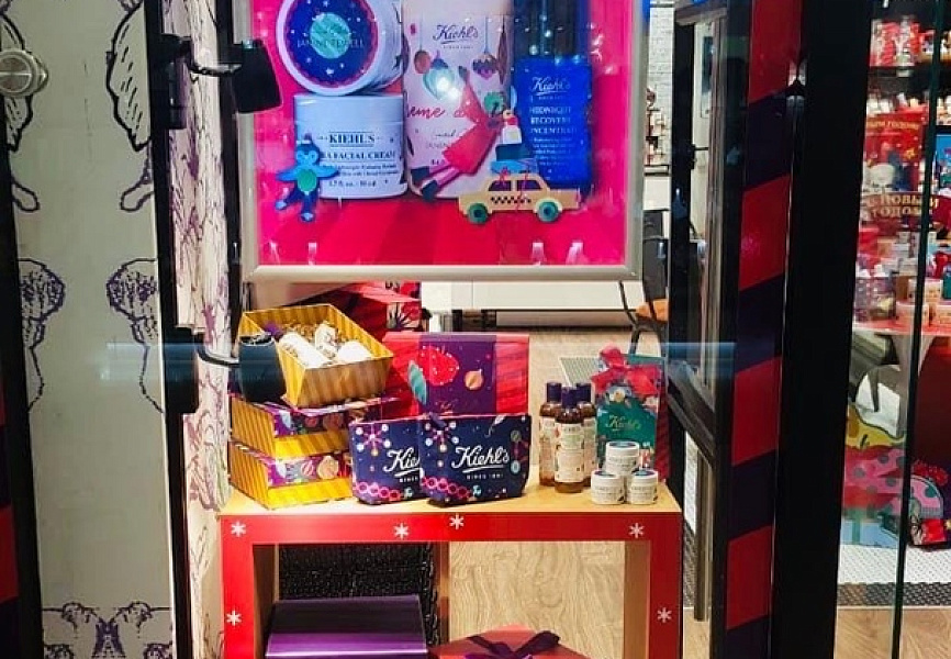 Kiehl`s Украшение витрин