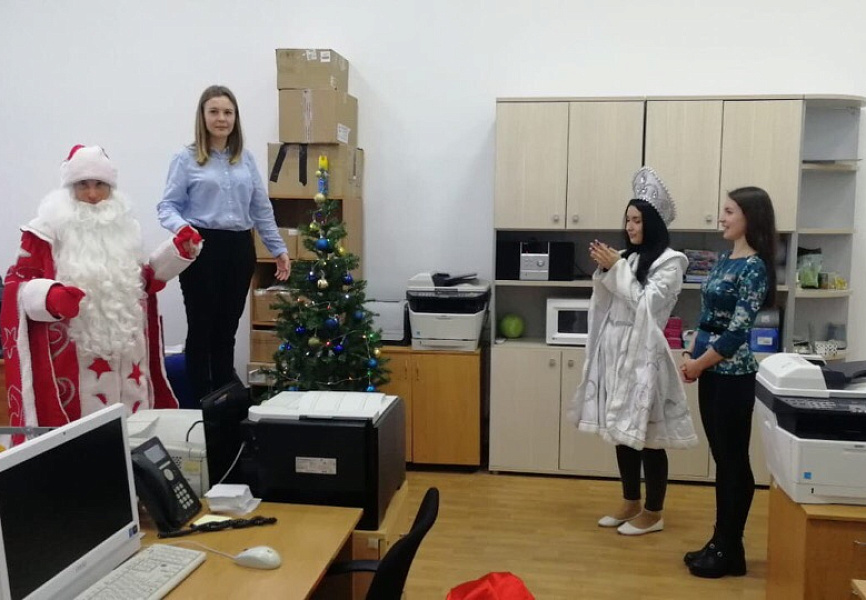 Связной Новый год
