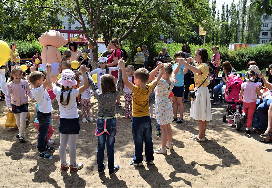 Huggies, праздник в магазине Карапузик 