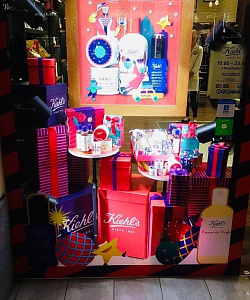 Kiehl`s Украшение витрин