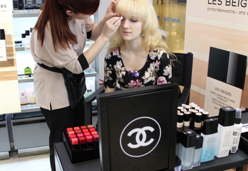 Chanel Мак Станция
